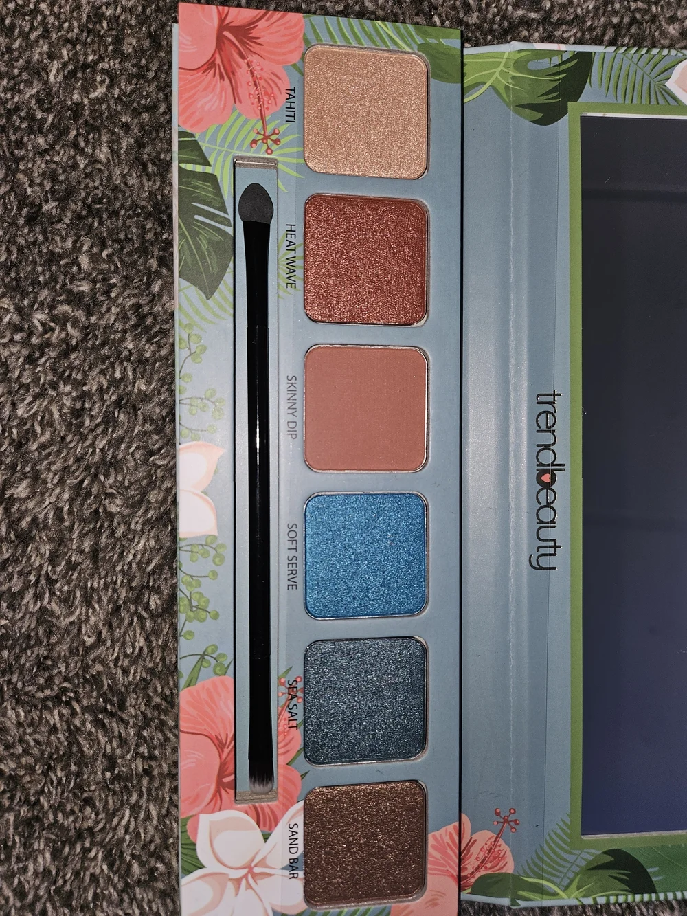 Trend Beauty Tropical Vibes Eyeshadow Palette - Green